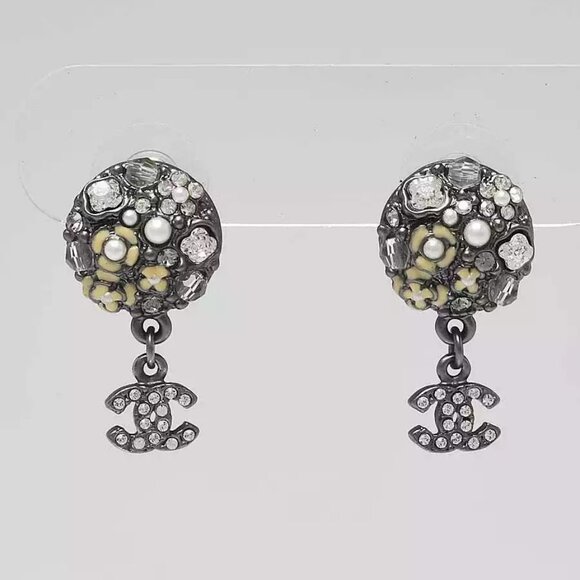 Chanel Faux Pearl and Crystal Camellia CC Logo Drop Earrings - Picture 2 of 4